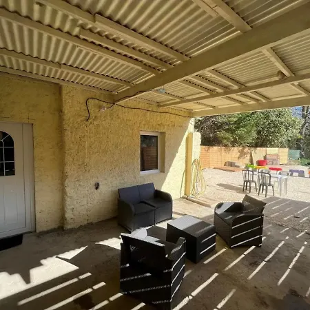 شقة Charmant Studio Avec Terrasse